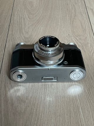 Cámara analógica FOCA Neoplar
