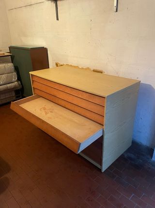 Cassettiera per carta e disegni