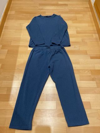 Pijama azul calentito