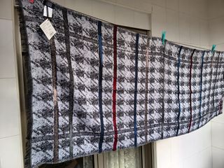 Pashmina pata de gallo gris y negro