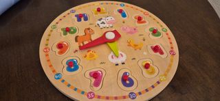 Juegos de madera: Reloj y Abecedario