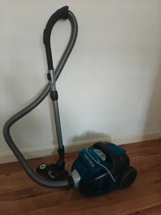 Aspiradora Electrolux UltraActive Sin Bolsa