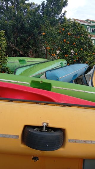 11 Patines y 4 Kayaks de Playa.