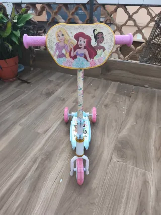 Patinete 3 ruedas Princesas Disney