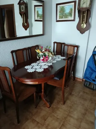 Mesa clásica salón y 6 sillas