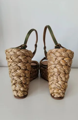 Sandalias Saint Laurent Cuña Paja Verde