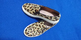 Zapatos estilo leopardo