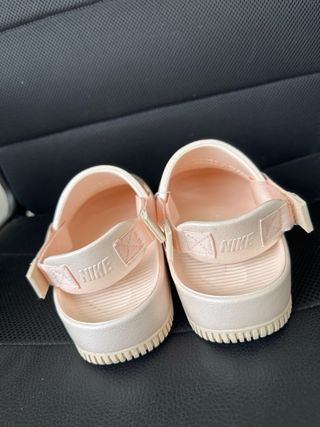 Nike Calm Sneaker Beige/Rosa