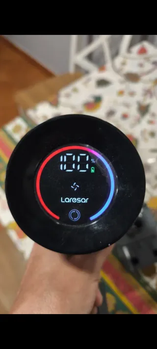 Aspirador sin cable naranja marca LARESAR. RECOGER