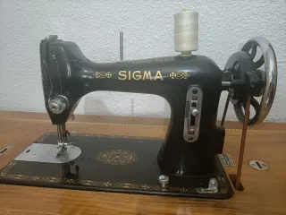 Máquina de coser antigua