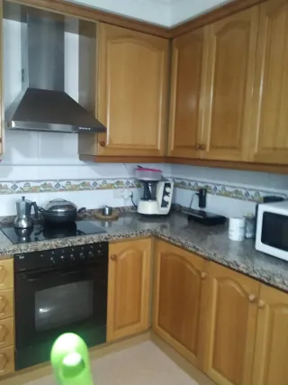 Cocina Completa madera, encimera Mármol y fregafer