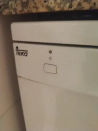 Cocina Completa madera, encimera Mármol y fregafer