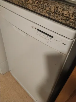 Cocina Completa madera, encimera Mármol y fregafer