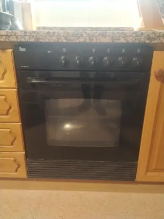 Cocina Completa madera, encimera Mármol y fregafer