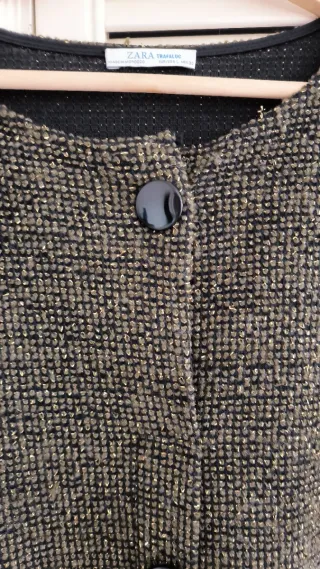 Vestido Zara corto tweed negro y dorado