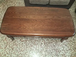 Mesa de centro rústica de madera maciza