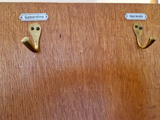 Armario antiguo de madera