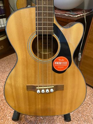 Bajo Acústico-Eléctrico Fender