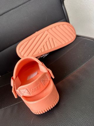 NIKE Calm Sneaker Arancione Rosa