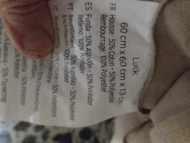 Cojines grandes de tela beige