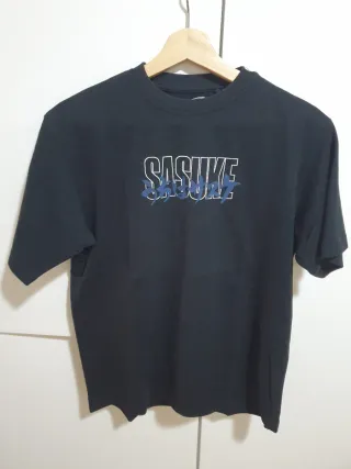 Camiseta Naruto Sasuke Pull&Bear Talla XS