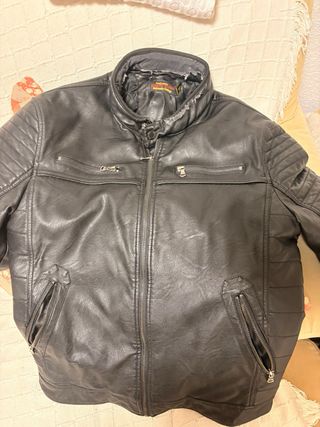 Chaqueta Cuero Estilo Motorista Negra