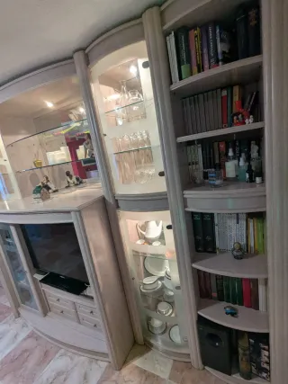 Mueble de salón modular madera y cristal