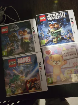 Nintendo 2DS XL Pokeball Edition