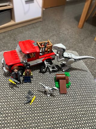 Lego Jurassic World Camión y Dinosaurios
