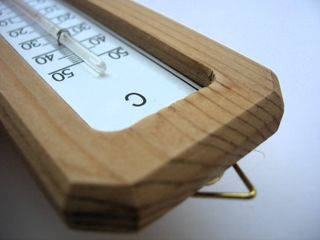 Termometro da parete in legno