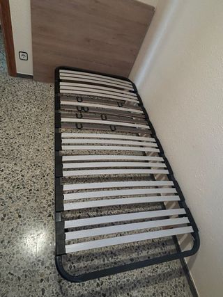 Estructura cama y colchón látex