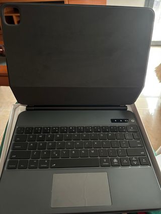 Funda Teclado iPad 12.9 con Trackpad