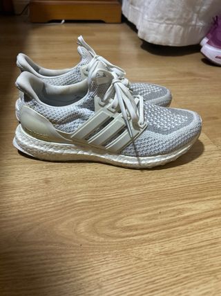 Adidas Ultraboost Gris y Blanco