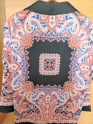 Blazer Zara Satén Estampado