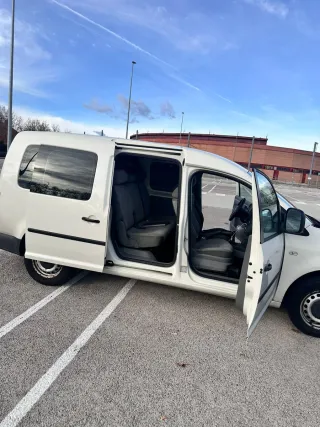 Volkswagen Caddy  Max 2010