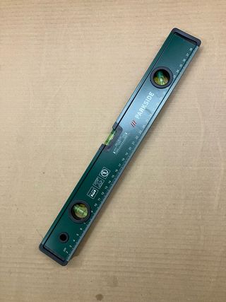 Nivel Parkside 400mm