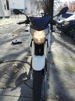 Motor Hispana NK3 125cc Naked