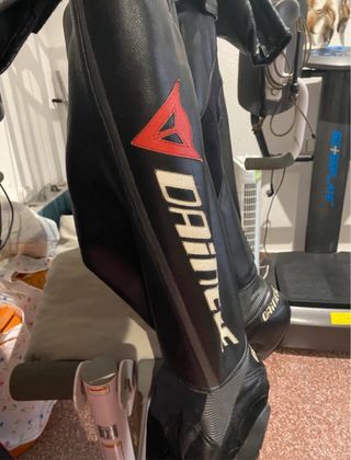 Mono Dainese Laguna Seca Talla 56