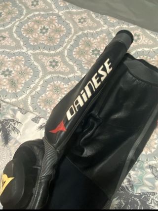 Mono Dainese Laguna Seca Talla 56