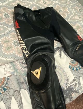 Mono Dainese Laguna Seca Talla 56