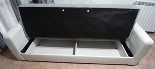 Divano 3 posti grigio e bianco