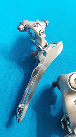 Cambio y Desviador Shimano 105 8v