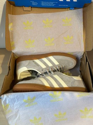 Zapatillas Adidas Spezial Gris Claro