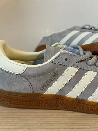 Zapatillas Adidas Spezial Gris Claro