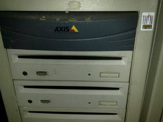 Cabinas de disco 5 -1/4 servidor NAS - AXIS CYCMA