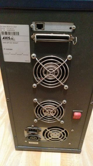 Cabinas de disco 5 -1/4 servidor NAS - AXIS CYCMA