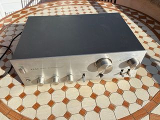 Amplificador TEAC BX-300 y Altavoces Magnat