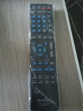 Amplificador Kenwood Negro