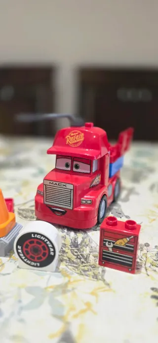 LEGO duplo Mack Camión Rayo McQueen