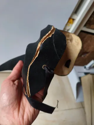 Máscaras Venecianas Negras para Restaurar